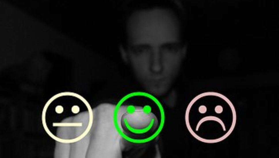 How to handle a negative online review